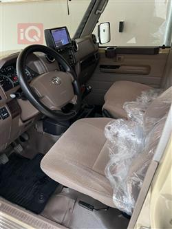 Toyota Land Cruiser 70 Pickup